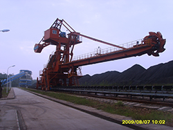 1463731456123098.jpg 武鋼鄂州球團1000T(斜線)800T H斗輪堆取料機.JPG